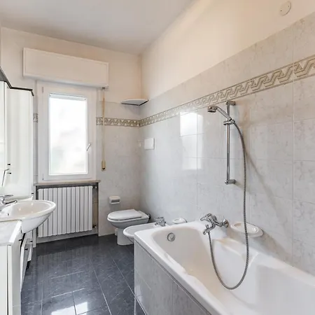 Villino Gimarra With Parking *
